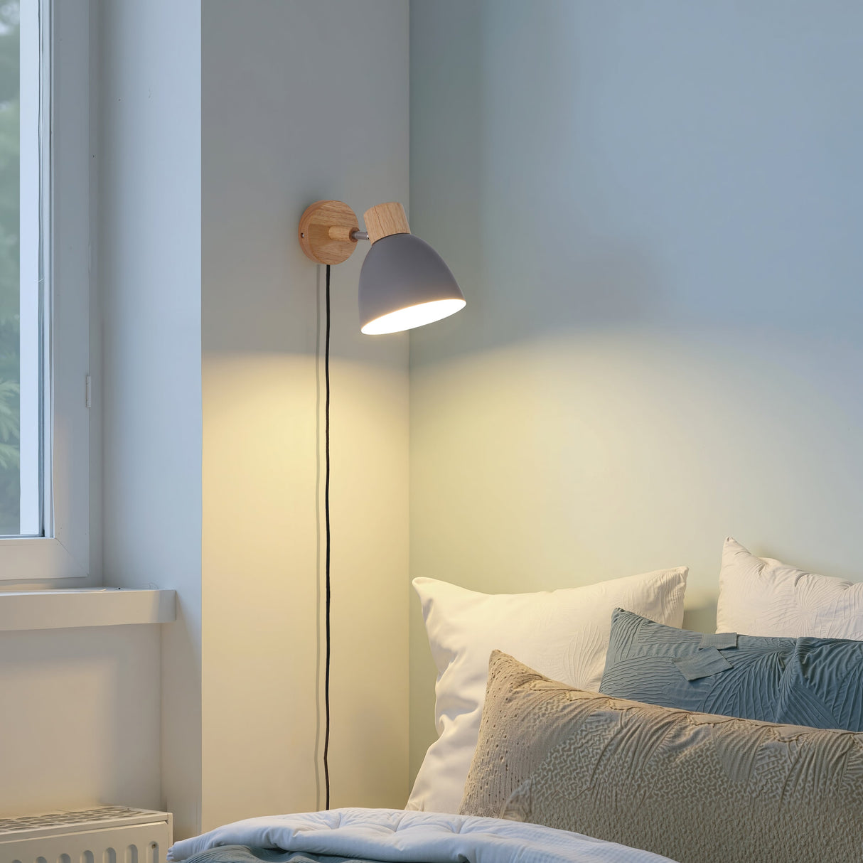 Pino Vägglampa Grå