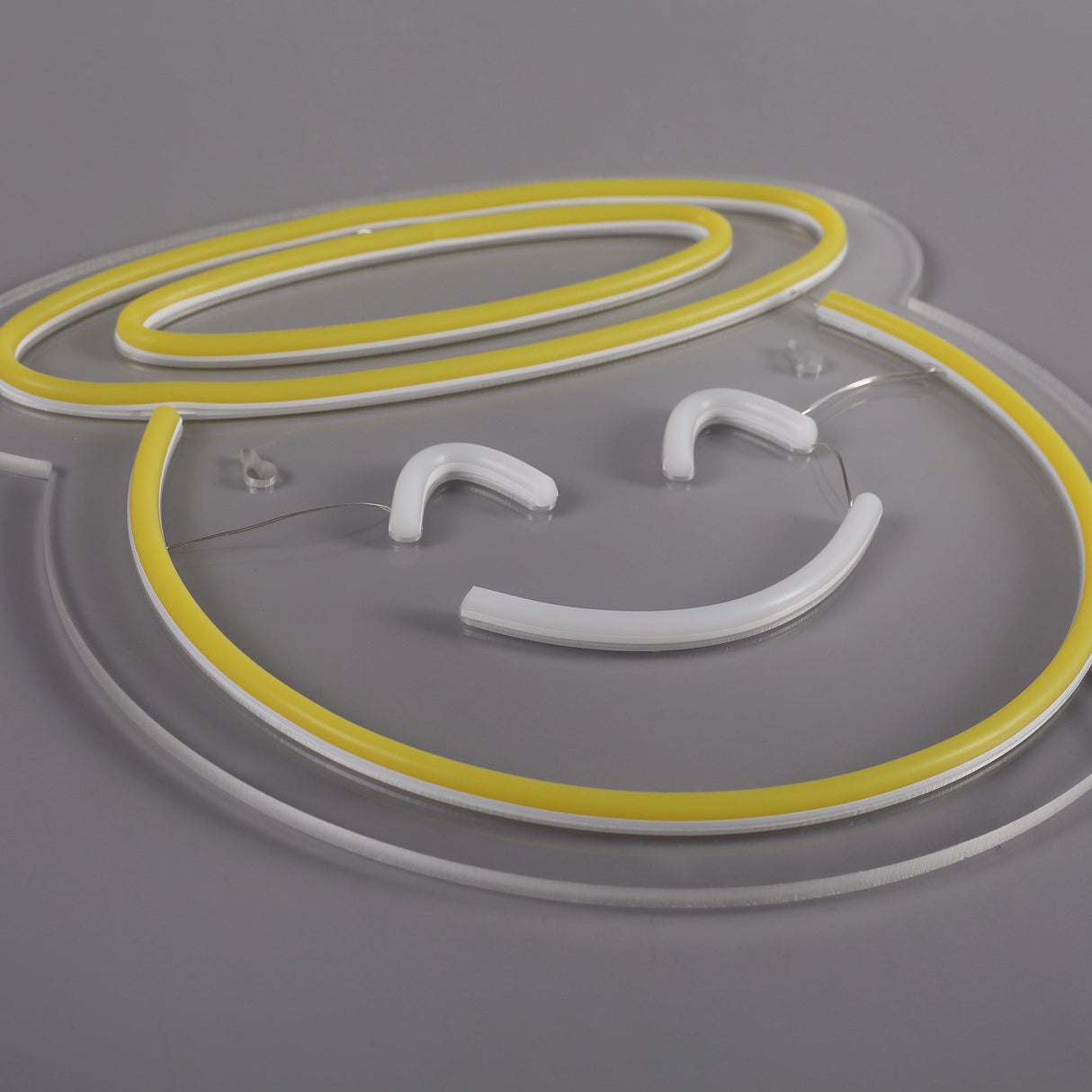 Emoji Angel Vägglampa-Lampconcept.se