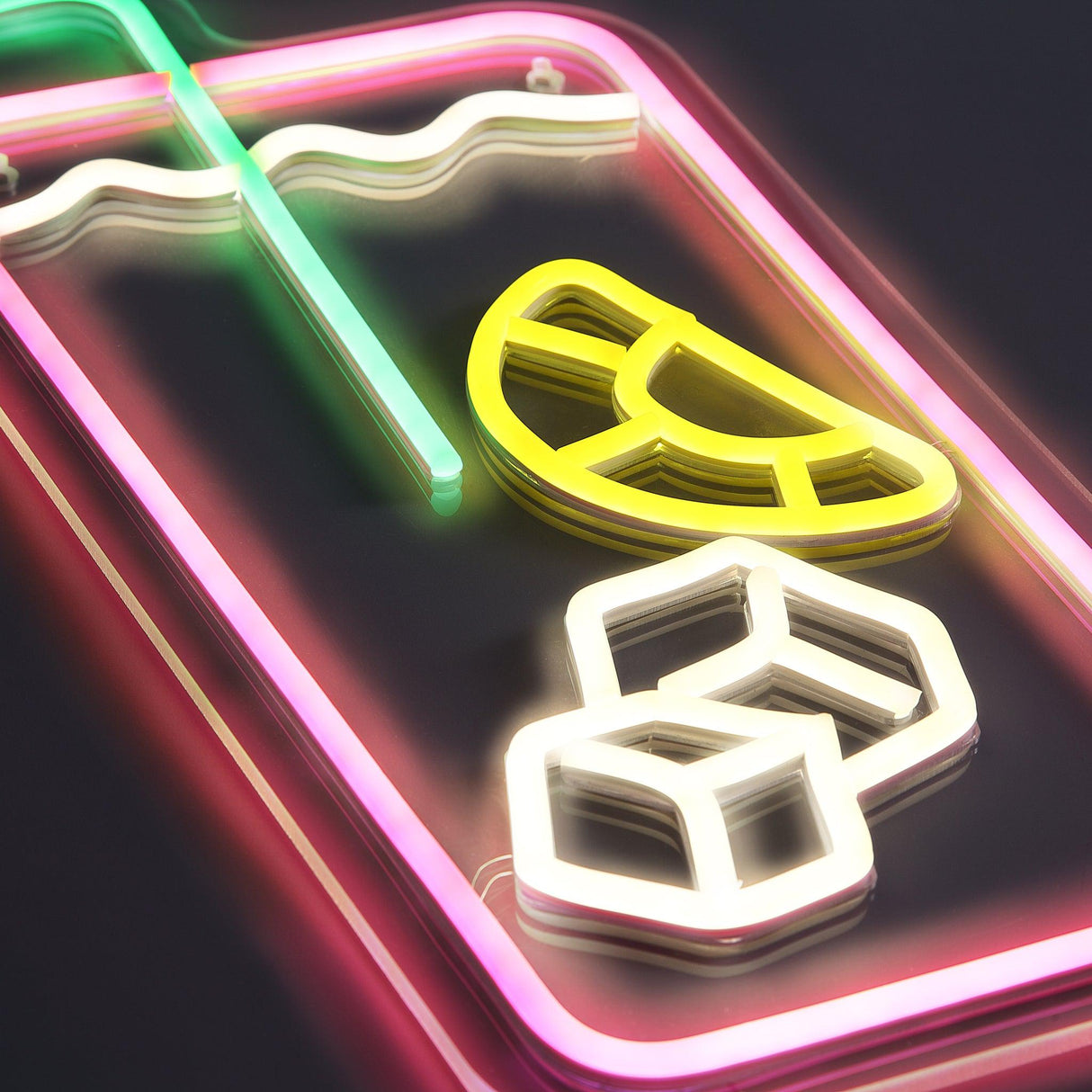 Iced Tea Neon Vägglampa-Lampconcept.se