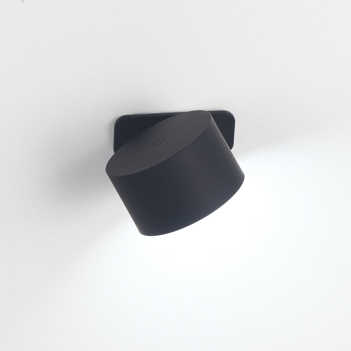 Ticky Magnetisk Vägglampa Svart