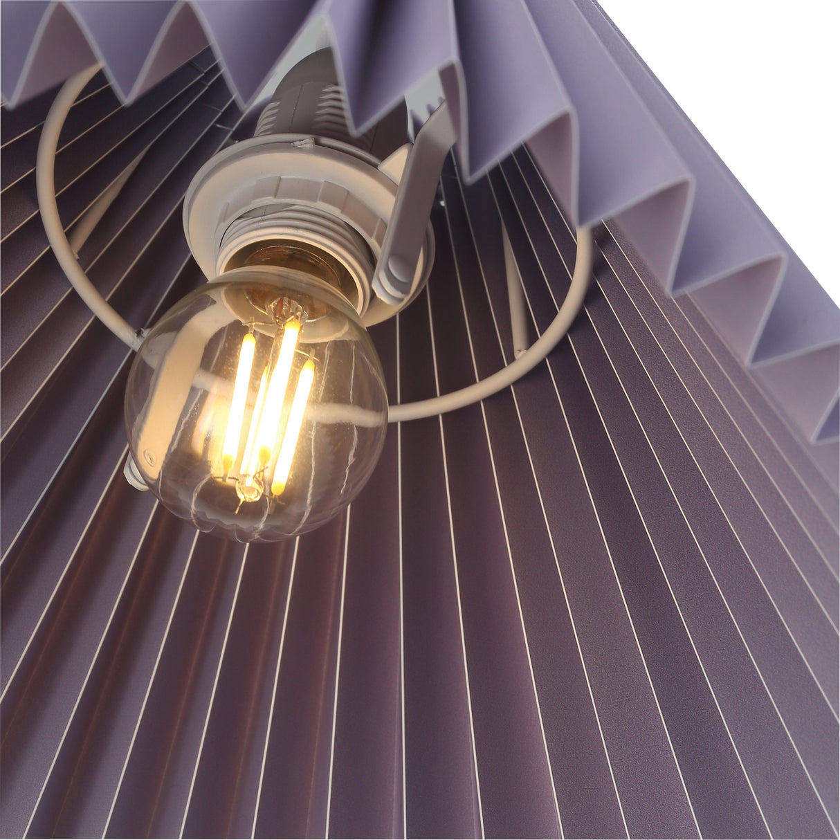 Grooves Taklampa Ø25 Mjuk violett-Lampconcept.se