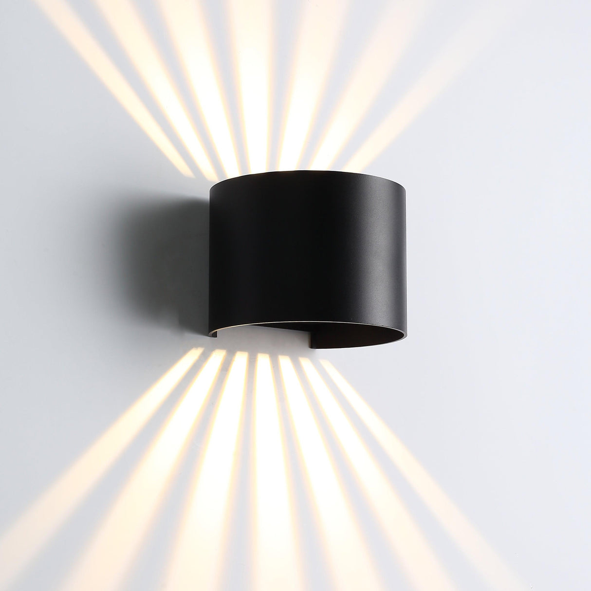 Sunset Round IP54 6W Utomhusvägglampa Svart-Lampconcept.se