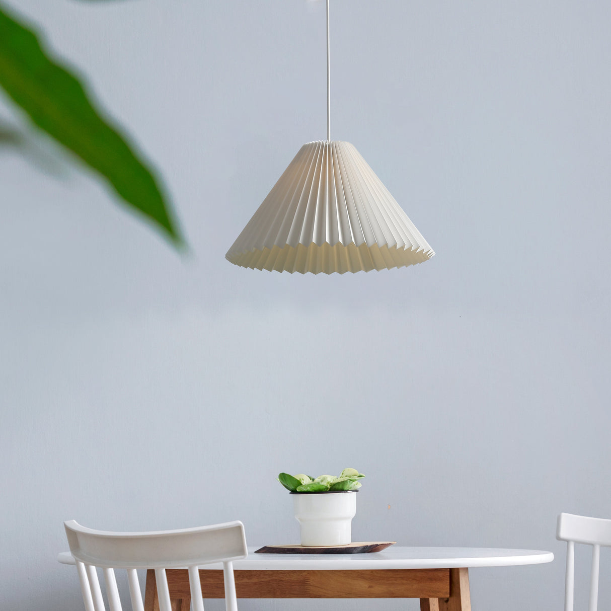 Grooves Taklampa Ø40 Vit-Lampconcept.se