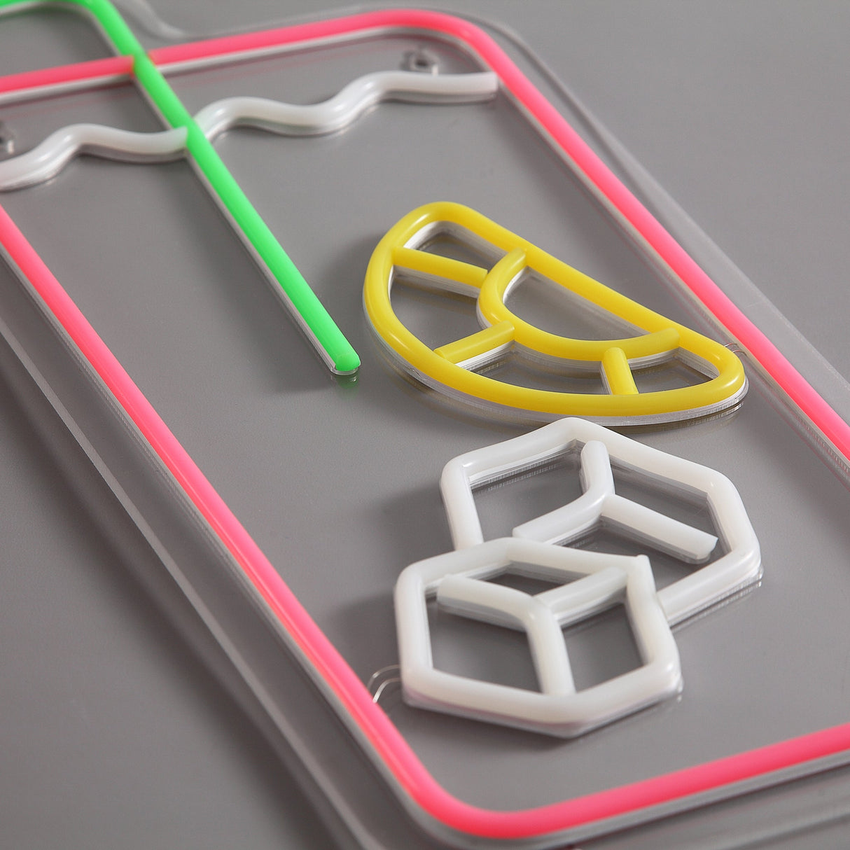 Iced Tea Neon Vägglampa-Lampconcept.se