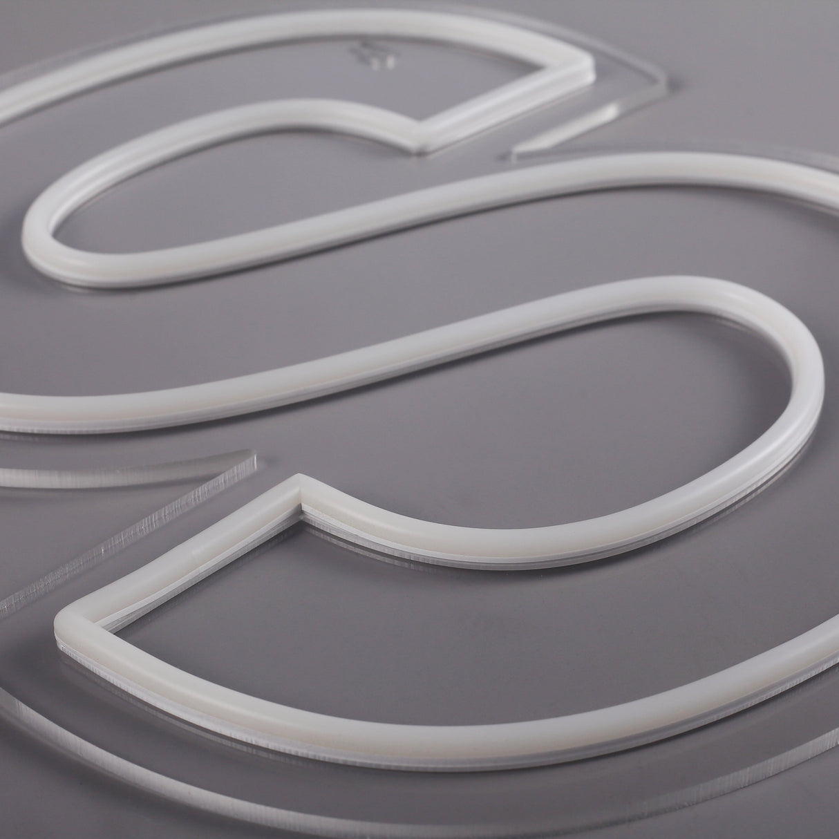 Bokstav S Neon Vägglampa