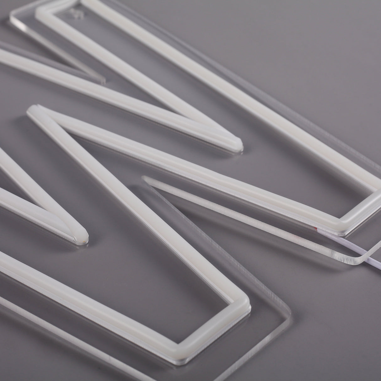 Bokstav W Neon Vägglampa