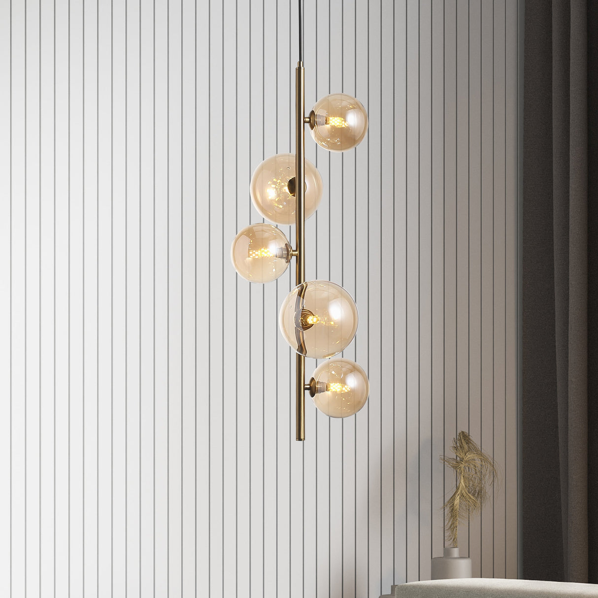 Valencia Hörntaklampa Mässing/Amber