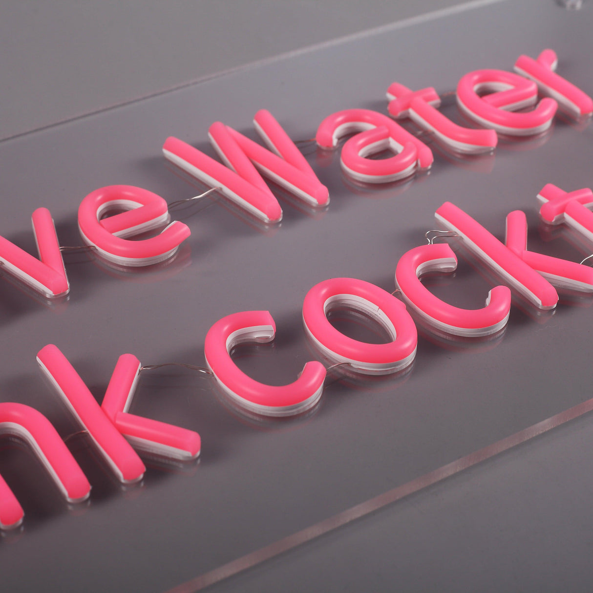 Save Water Drink Cocktails Neon Vägglampa-Lampconcept.se