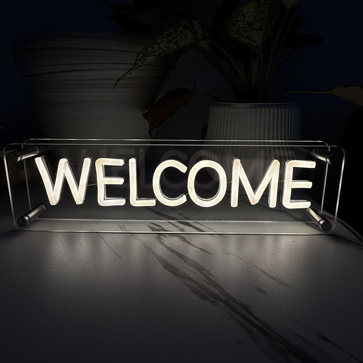 Welcome LED Neon Box Bordlampa