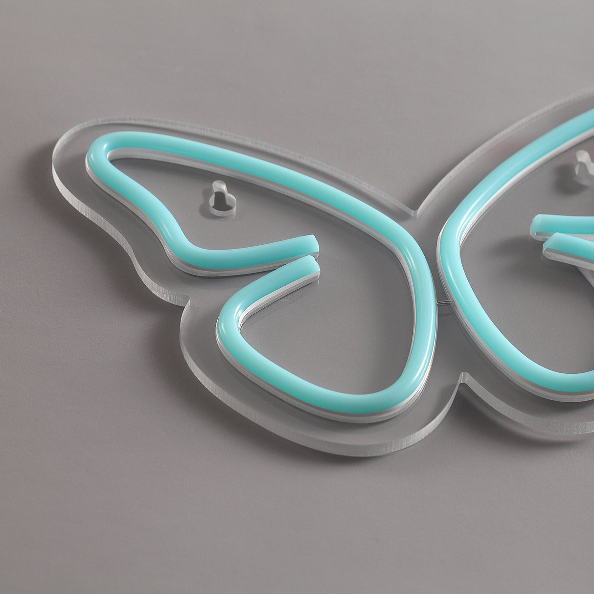 Butterfly Neon Vägglampa Ljusblå-Lampconcept.se