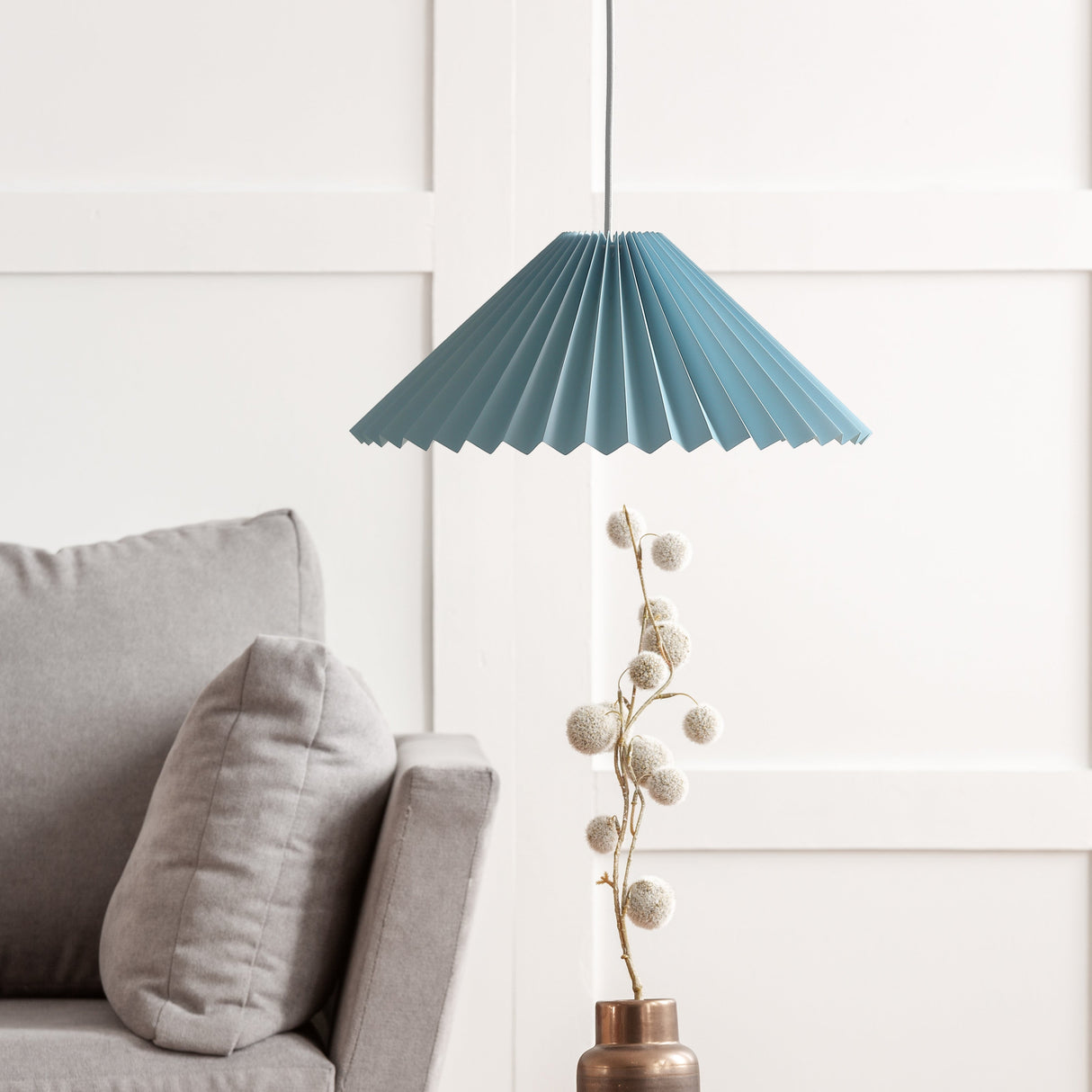 Grooves Taklampa Ø30 Mjukblå-Lampconcept.se