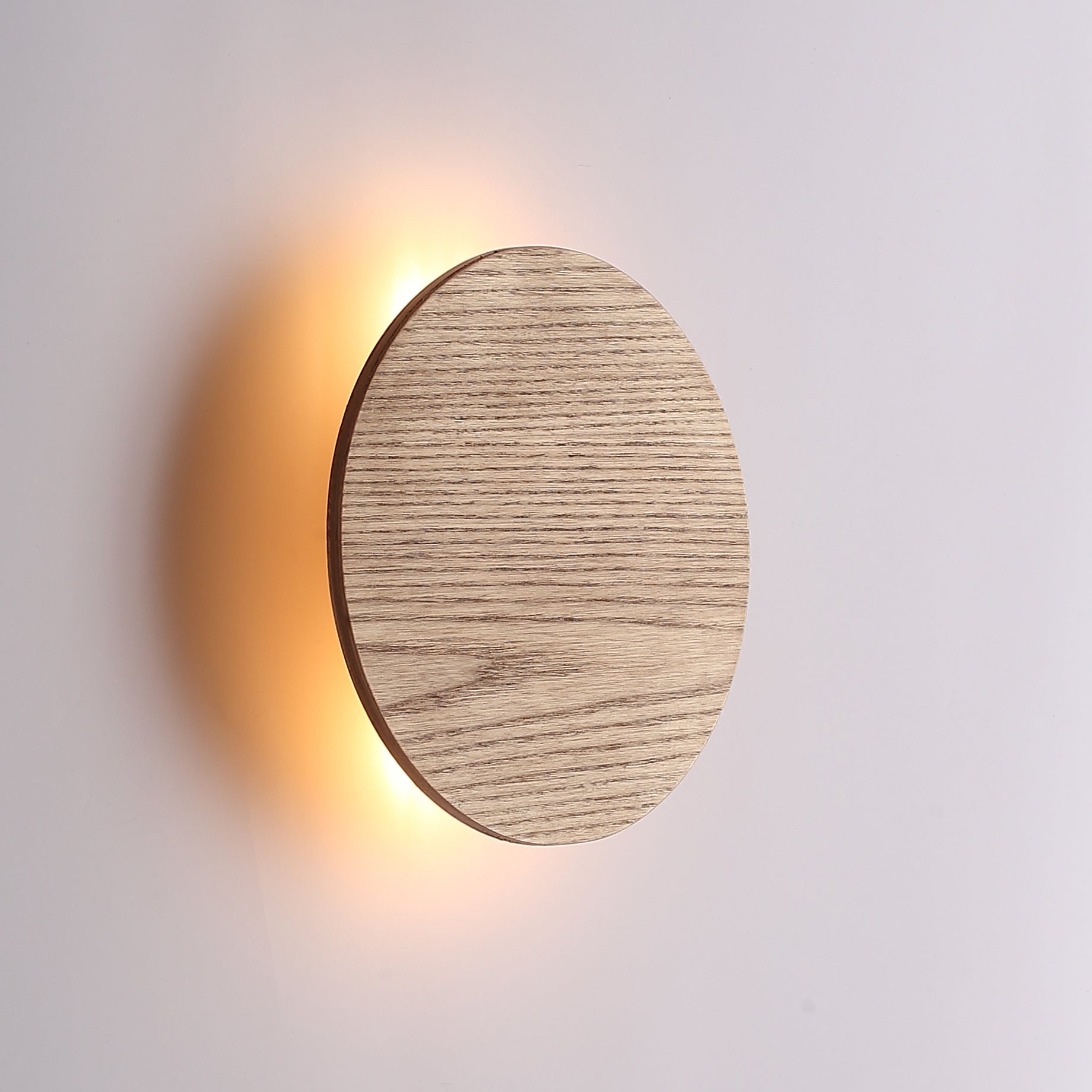 Lori Vägglampa Ø20 Trä-Lampconcept.se