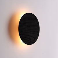 Lori Vägglampa Ø20 Svart Trä-Lampconcept.se