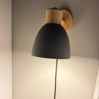 Pino Vägglampa
