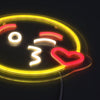 Emoji Kiss Neon Vägglampa-Lampconcept.se