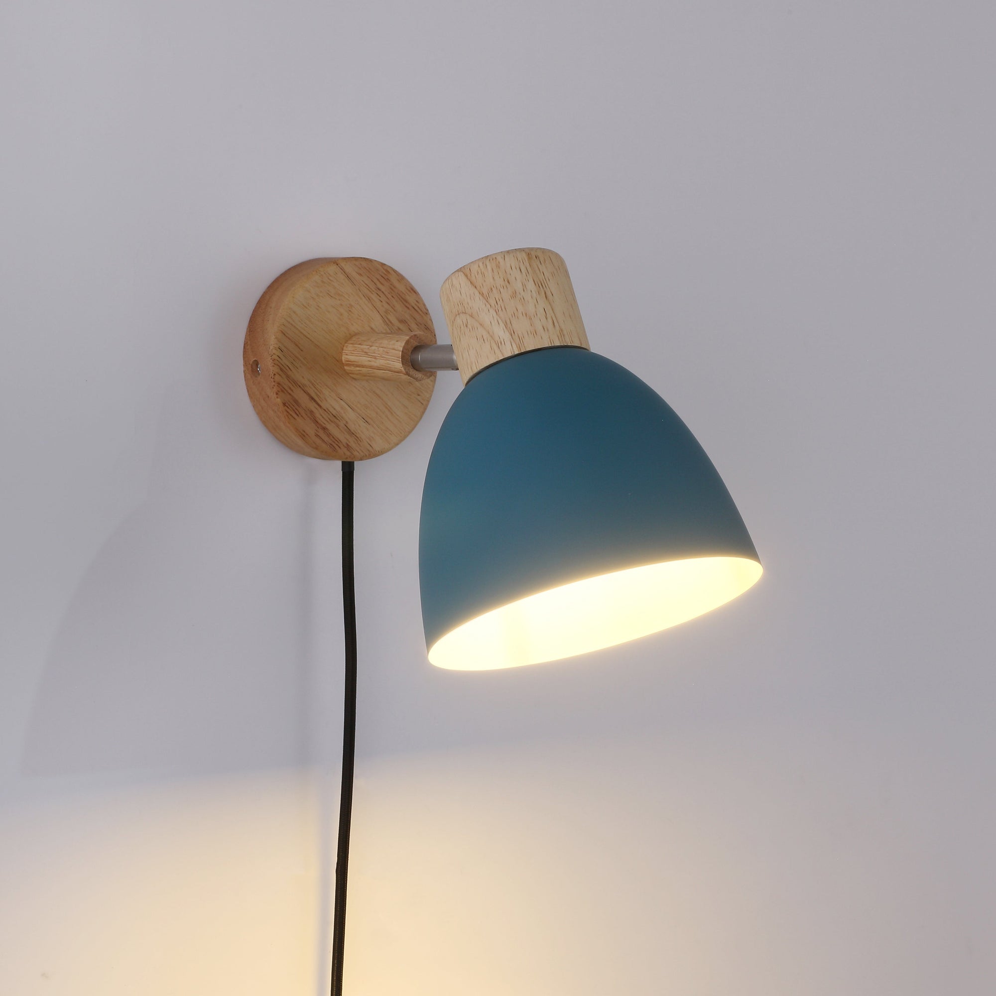 Pino Vägglampa