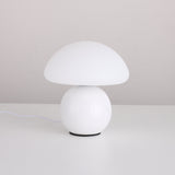 Musho Bordslampa Vit-Lampconcept.se