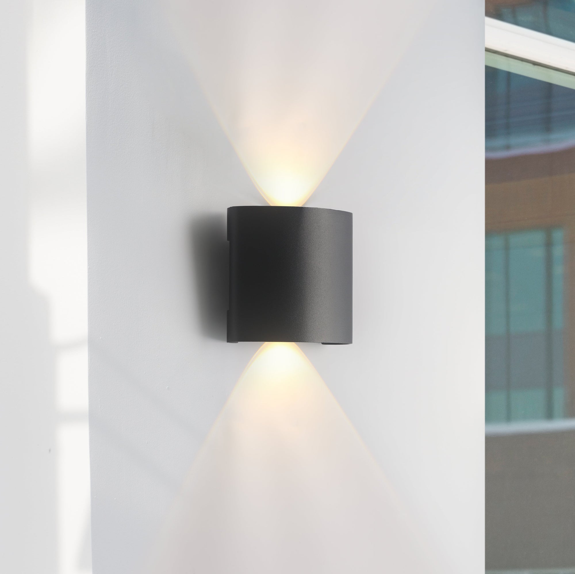 Ortelo 2W 7cm Vägglampa