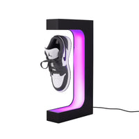 Flying Shoe Magnetisk Display RGB-Lampconcept.se