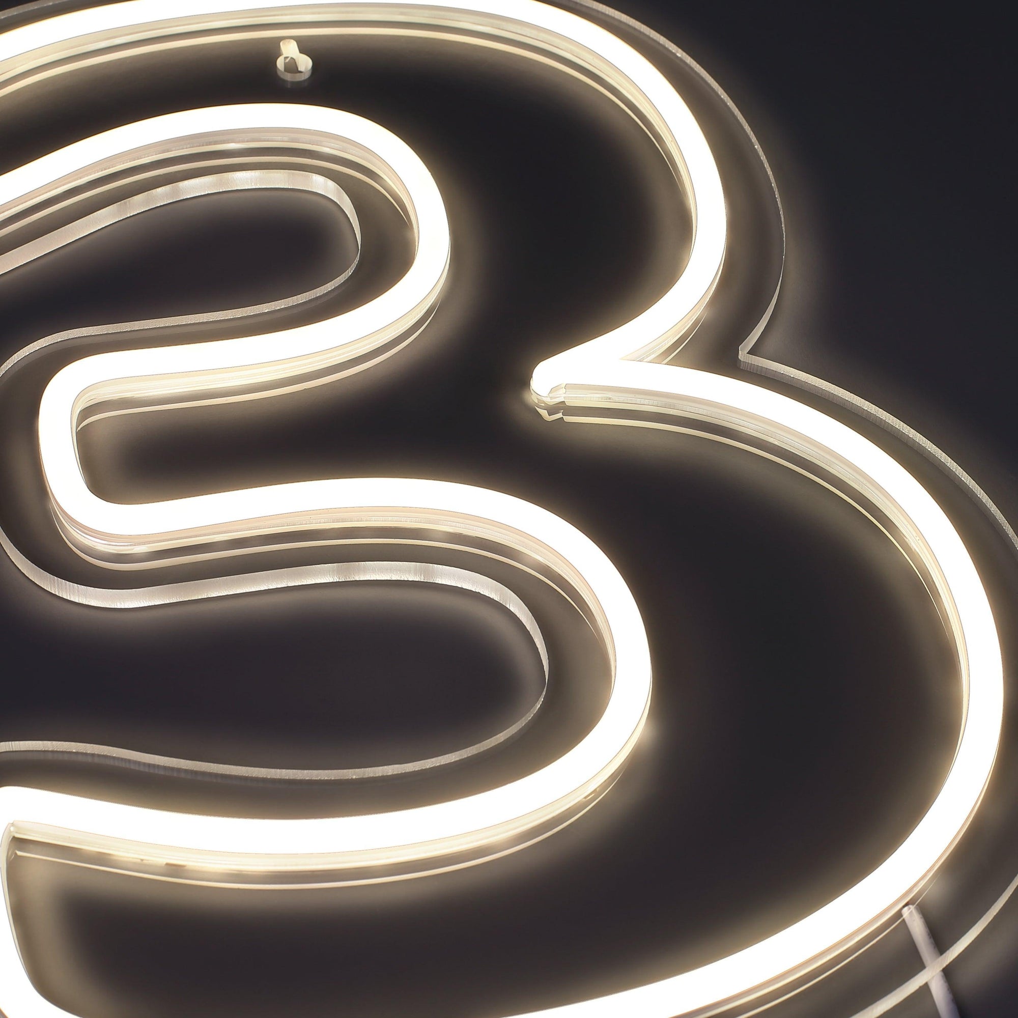 Siffra 3 Neonvägglampa-Lampconcept.se