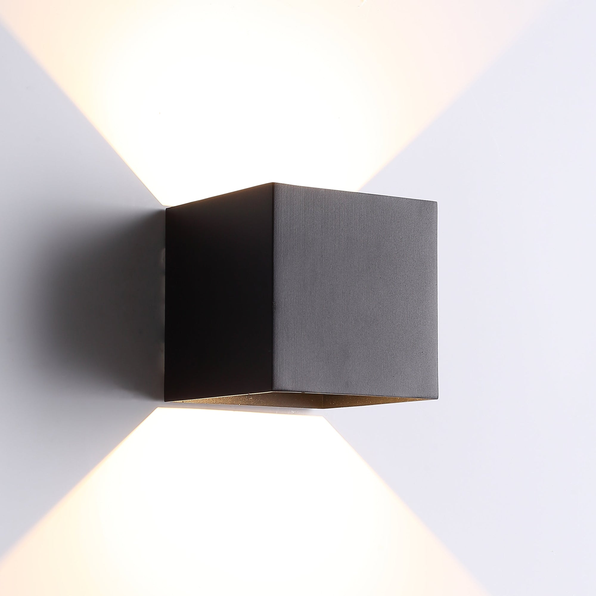 LED Vägglampa XL IP54 20W Utomhus Svart-Lampconcept.se