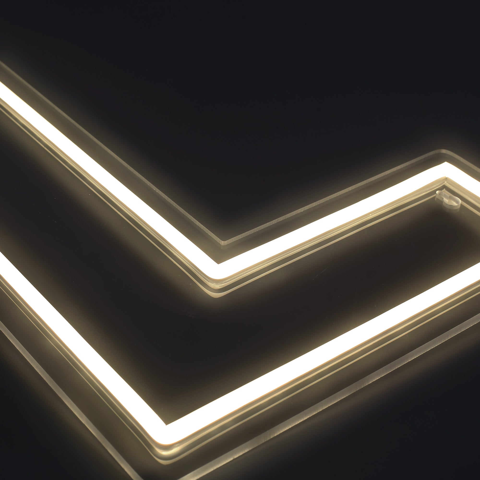 Bokstav L Neon Vägglampa-Lampconcept.se