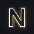 Bokstav N Neonskylt