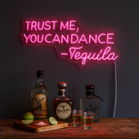 Trust Me You Can Dance Neonskylt Rosa