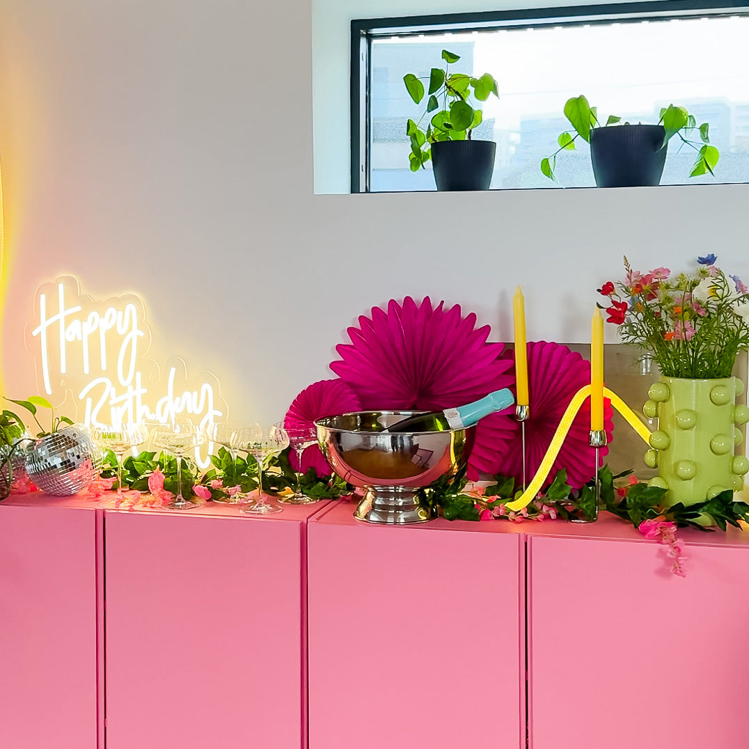 Happy Birthday Neonskylt