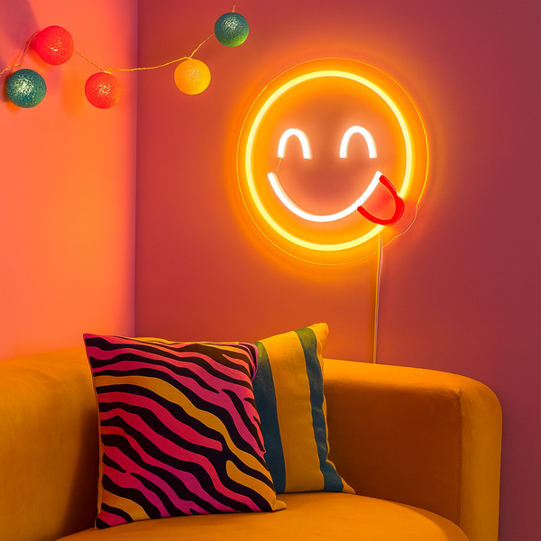 Emoji Yummy Neon Vägglampa
