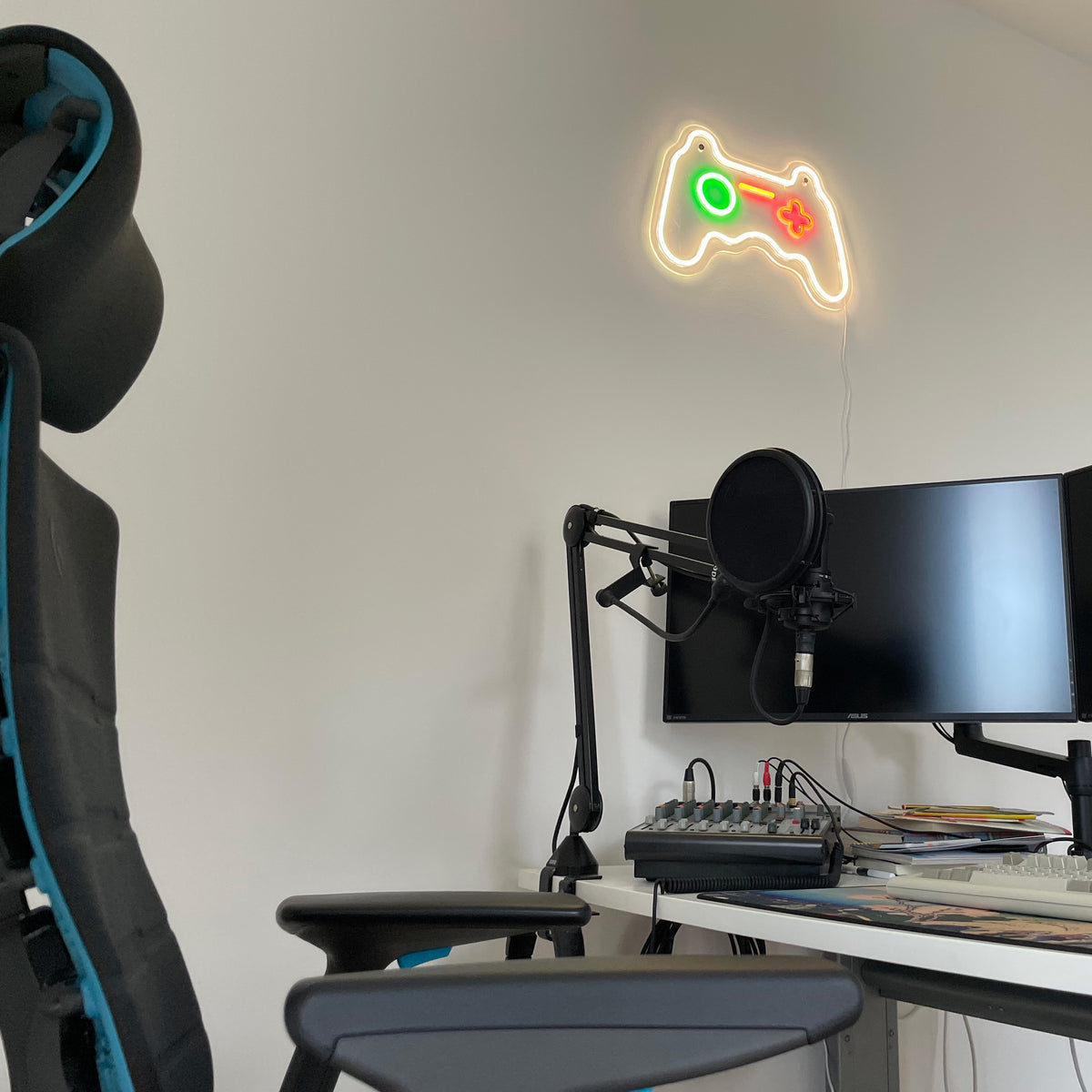 Joystick Neonskylt Vit