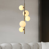 Valencia Hörntaklampa Mässing/Opal-Lampconcept.se