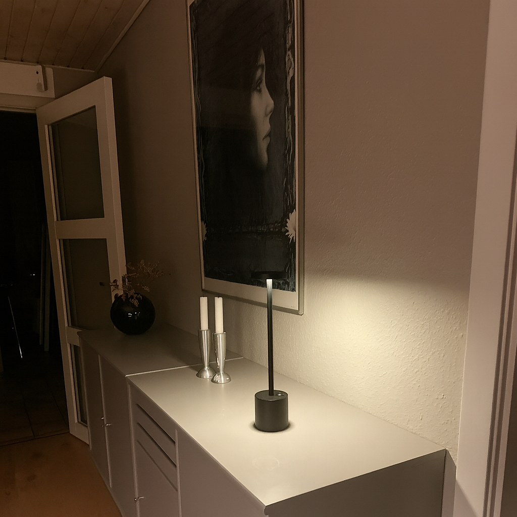 Bologna LED Trådlös Bordslampa