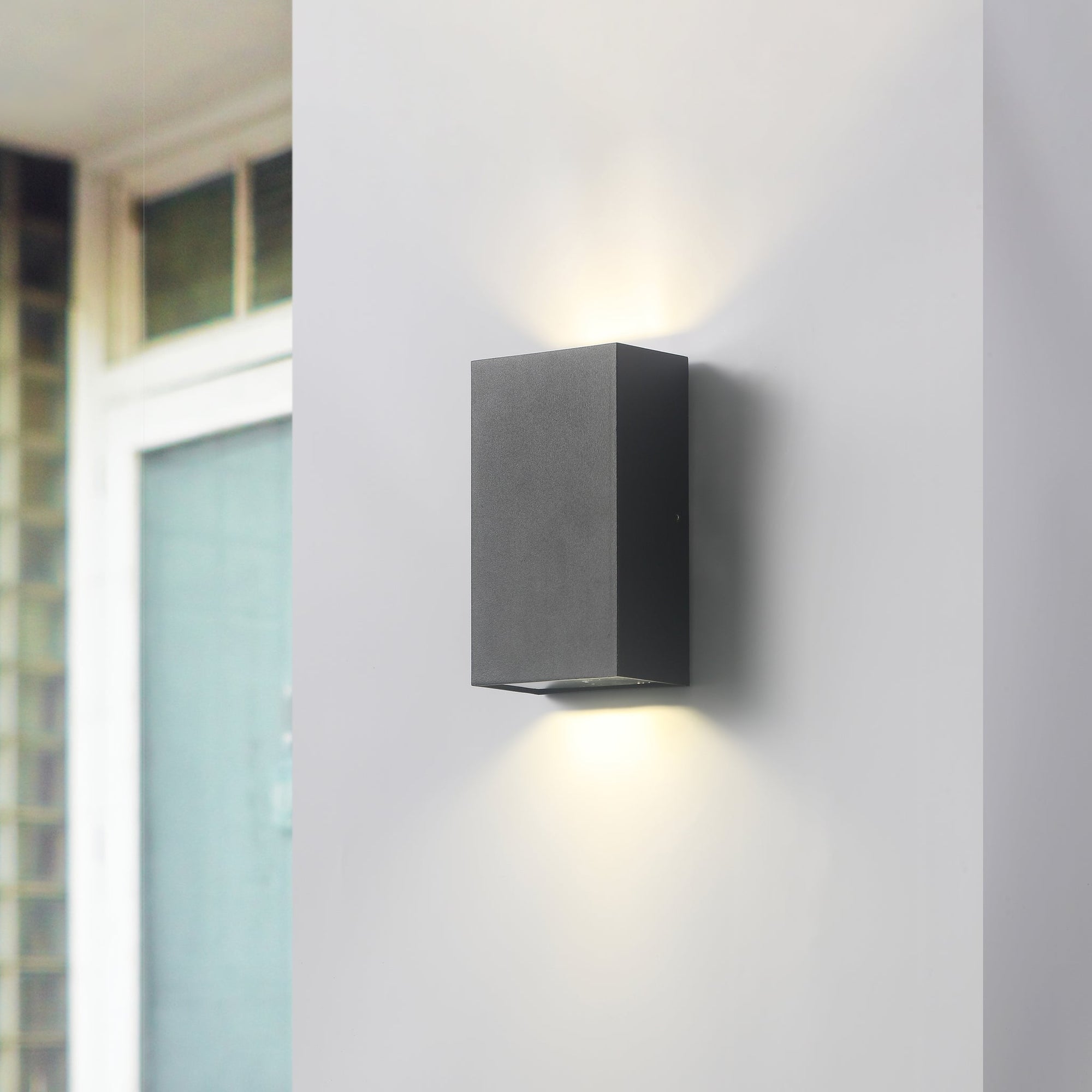 LED Vägglampa H16 IP54 6W Svart-Lampconcept.se