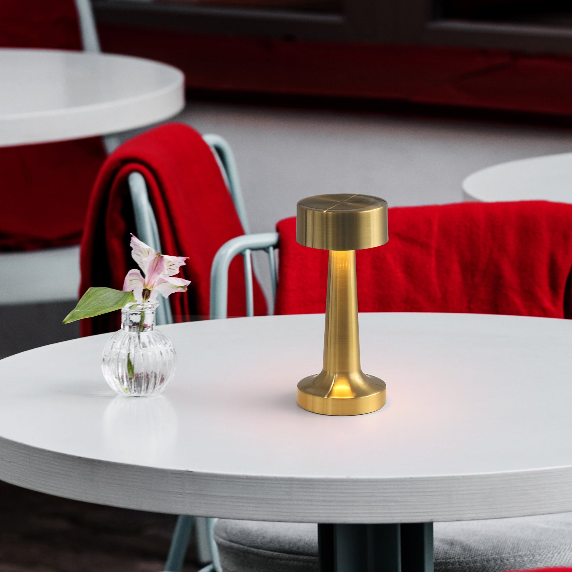 Verona LED Trådlös Bordslampa