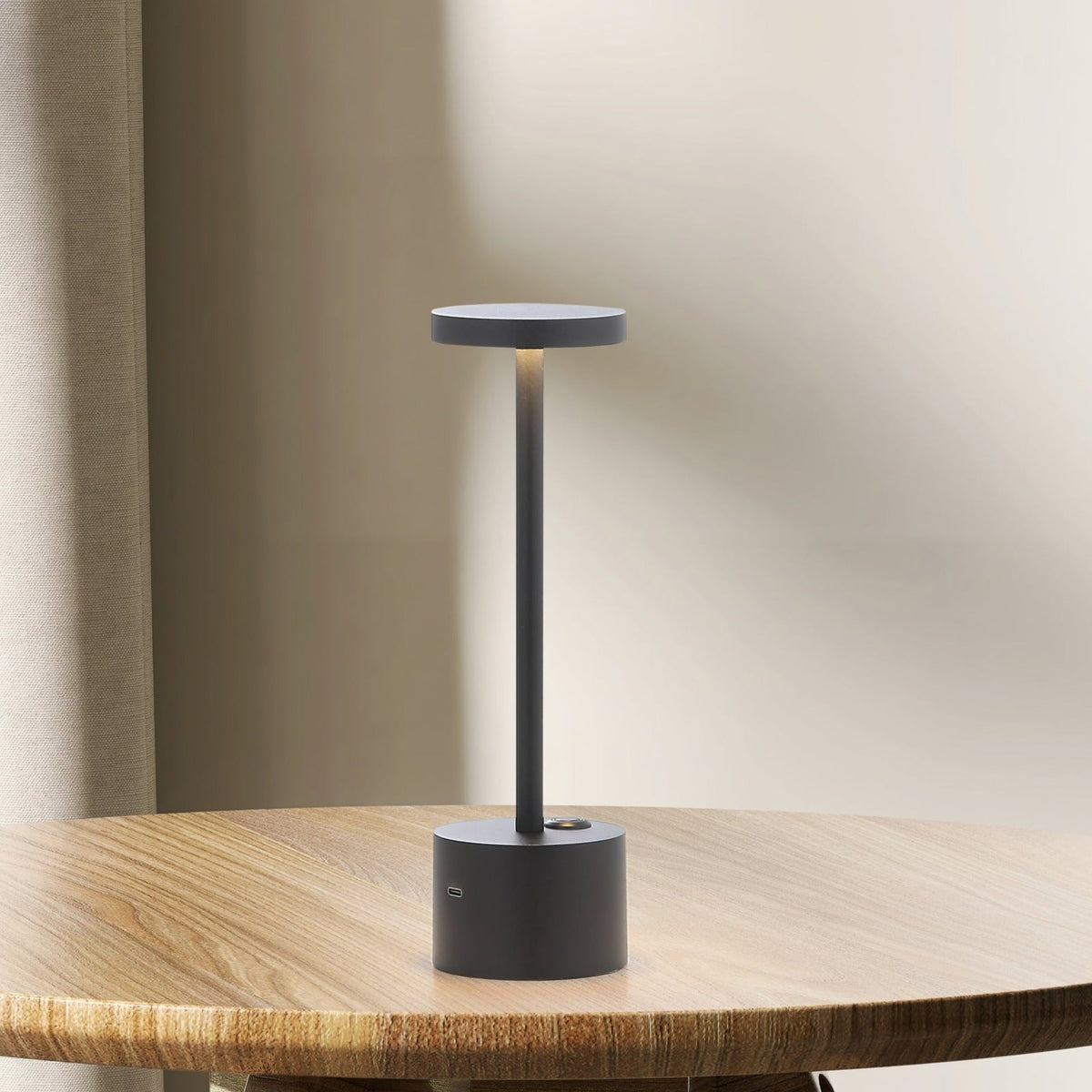 Bologna Mini LED Trådlös Bordslampa