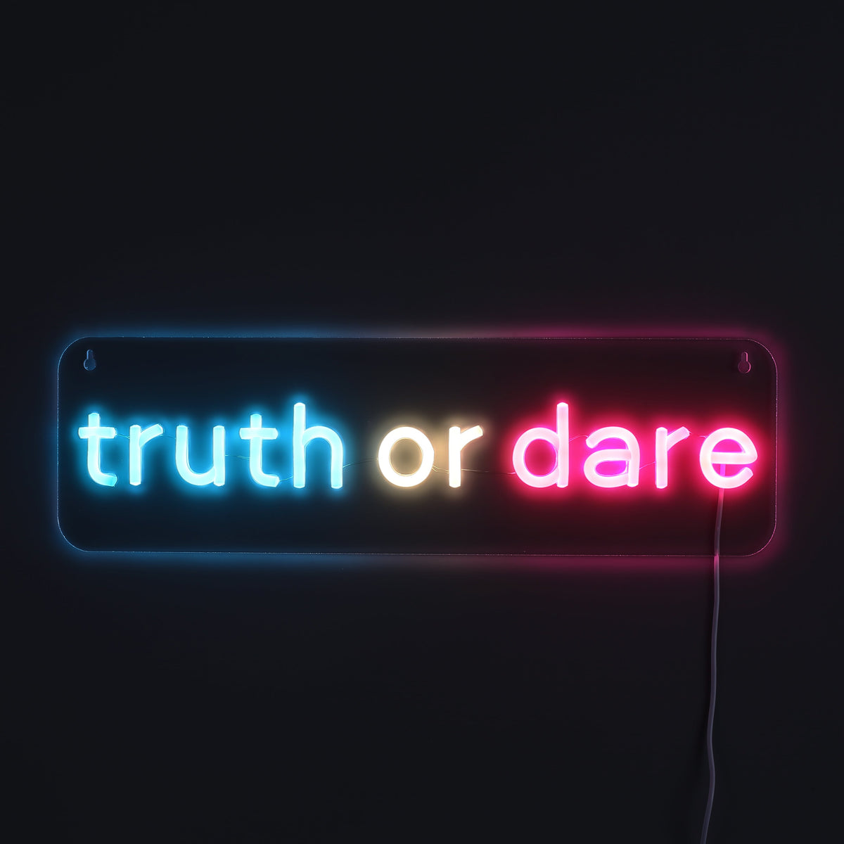 Truth or Dare Neon Vägglampa-Lampconcept.se