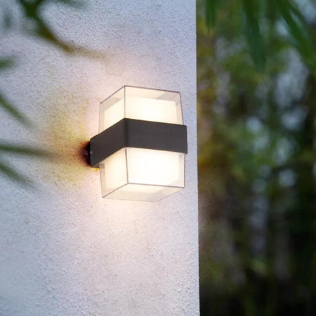 Marti 10W LED Utomhus Vägglampa Svart-Lampconcept.se